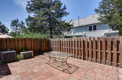Exterior - 8 Colonial Ct, Jackson, NJ 08527 photo 4 of 8