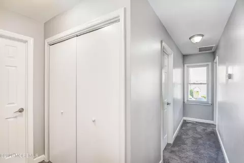 Entry Way - 8 Colonial Ct, Jackson, NJ 08527 photo 1 of 1