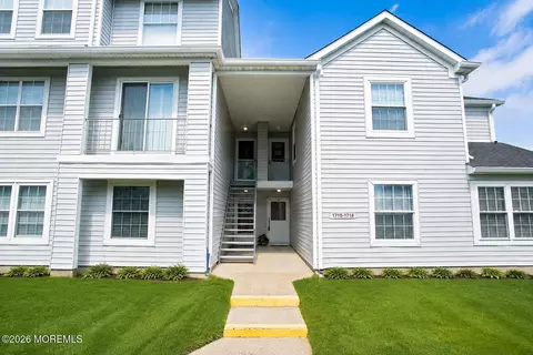 1716 Waters Edge Dr #1716, Toms River, NJ 08753