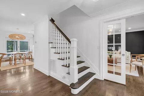 Entry Way - 14 Circle Dr, Rumson, NJ 07760 photo 1 of 5