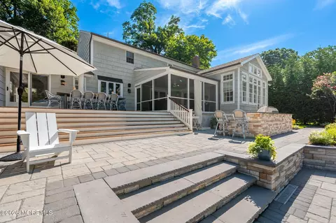Exterior - 14 Circle Dr, Rumson, NJ 07760 photo 8 of 8
