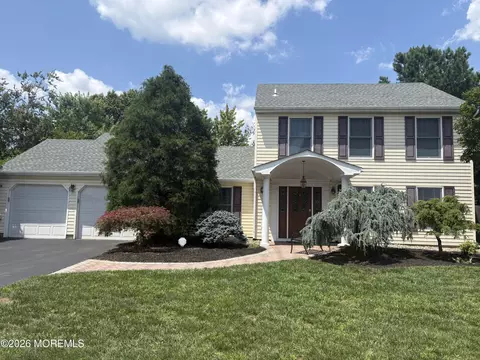 21 Gary Dr, Englishtown, NJ 07726