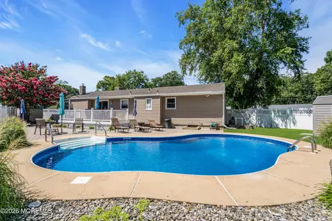 Exterior - 421 Leanora St, Brick, NJ 08723 photo 7 of 12
