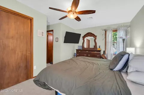 Bedroom - 303 Constitution Dr, Forked River, NJ 08731 photo 5 of 5