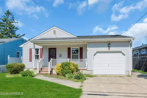 811 Barton Ave, Point Pleasant Beach, NJ 08742