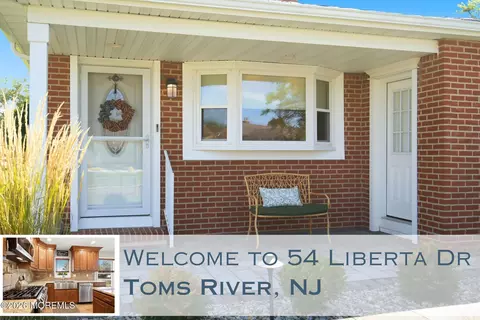 54 Liberta Dr, Toms River, NJ 08757