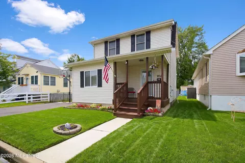702 Lorillard Ave, Union Beach, NJ 07735