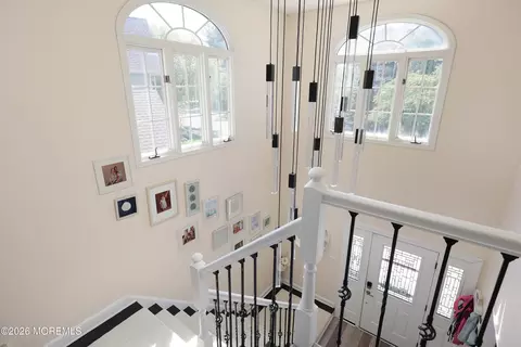Entry Way - 9 Sarah Ct, Matawan, NJ 07747 photo 1 of 4