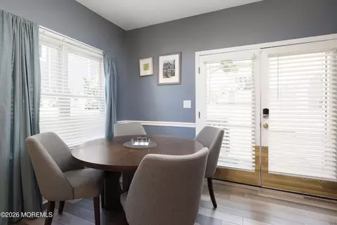 Dining - 9 Sarah Ct, Matawan, NJ 07747 photo 2 of 2