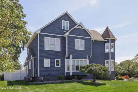 Exterior - 9 Sarah Ct, Matawan, NJ 07747 photo 5 of 9