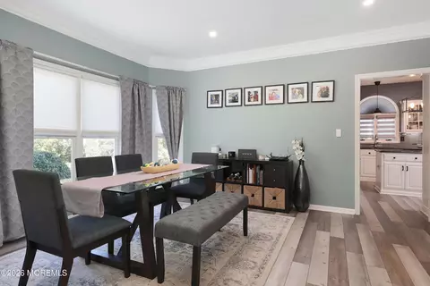 Dining - 9 Sarah Ct, Matawan, NJ 07747 photo 1 of 2