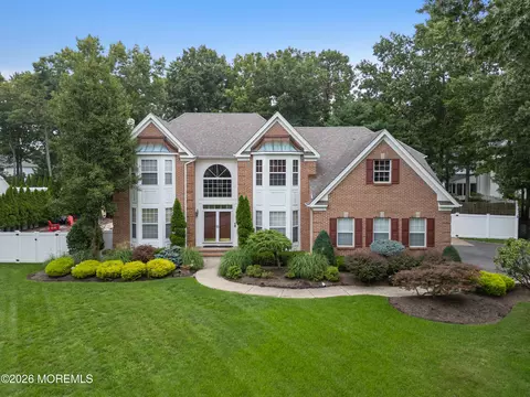1295 Indian Hill Rd, Toms River, NJ 08753