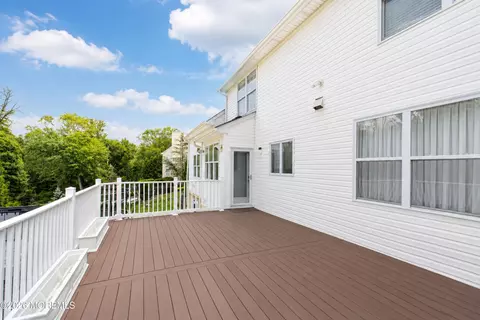 Exterior - 29 Bard Dr, Monroe, NJ 08831 photo 5 of 13