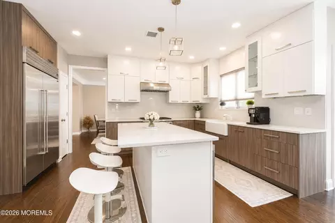 Kitchen - 29 Bard Dr, Monroe, NJ 08831 photo 3 of 9