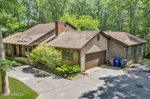 2528 Whitesville Rd, Toms River, NJ 08755