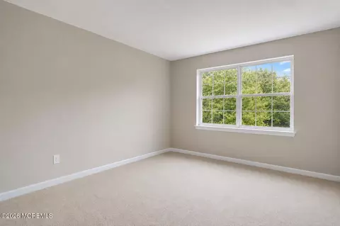Bedroom - 2 Macintosh Ct, Jackson, NJ 08527 photo 4 of 4