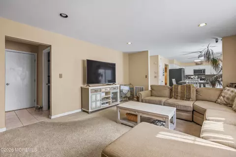 Living - 2 Macintosh Ct, Jackson, NJ 08527 photo 4 of 4