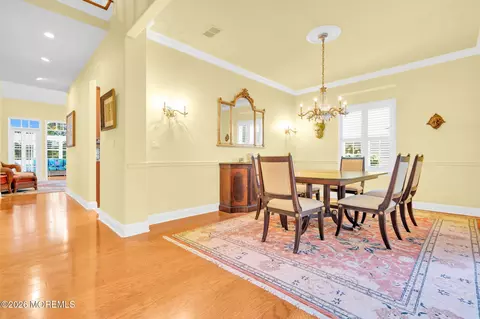 Dining - 151 Spring Lake Blvd, Waretown, NJ 08758 photo 3 of 5