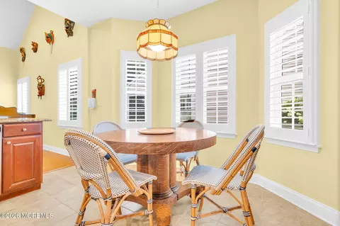Dining - 151 Spring Lake Blvd, Waretown, NJ 08758 photo 4 of 5