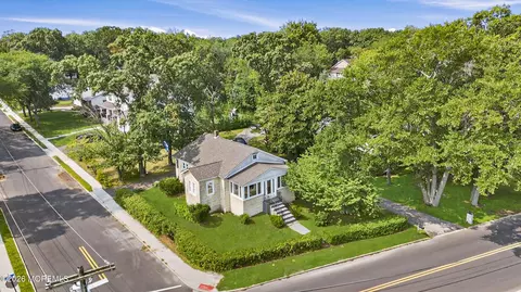 400 S Lake Dr, Lakewood, NJ 08701
