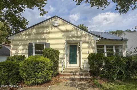 3 Coluco Pl, Keyport, NJ 07735