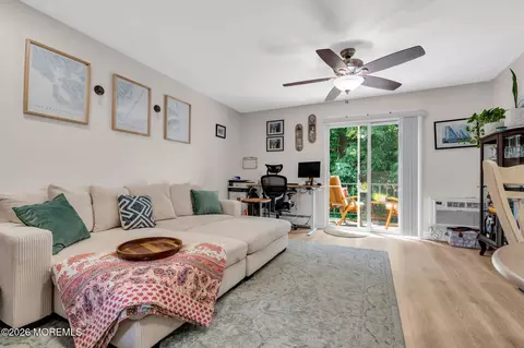 321 Shore Dr #30, Highlands, NJ 07732