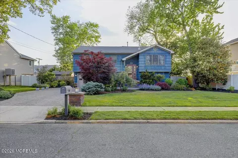 Exterior - 5 Scheiber Dr, Brick, NJ 08723 photo 3 of 24