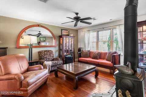 Living - 5 Scheiber Dr, Brick, NJ 08723 photo 1 of 4