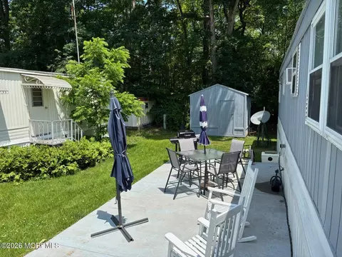 Exterior - 4 Alexander Ave, Jackson, NJ 08527 photo 2 of 3