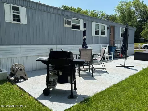 Exterior - 4 Alexander Ave, Jackson, NJ 08527 photo 3 of 3