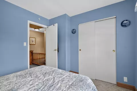 Bedroom - 4 Windsor Rd, Howell, NJ 07731 photo 2 of 7