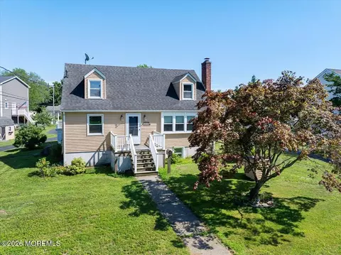 1 Haven St, Port Monmouth, NJ 07758