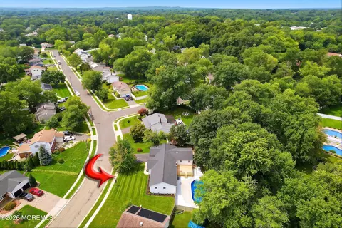 View/Area - 17 Mohawk Dr, Matawan, NJ 07747 photo 4 of 5