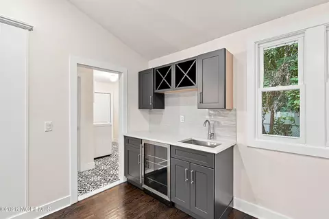 Entry Way - 17 Mohawk Dr, Matawan, NJ 07747 photo 1 of 1