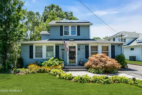637 Prospect Ave, Pine Beach, NJ 08741