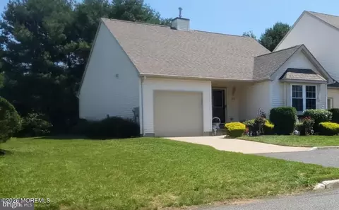 31 Timberline Dr, Little Egg Harbor, NJ 08087