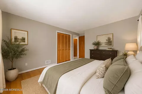Bedroom - 22 Tuxedo Dr, Wayne, NJ 07470 photo 3 of 7