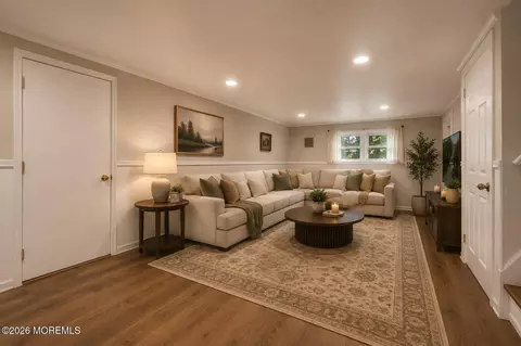 Living - 22 Tuxedo Dr, Wayne, NJ 07470 photo 3 of 3