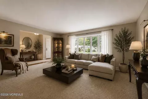 Living - 22 Tuxedo Dr, Wayne, NJ 07470 photo 2 of 3