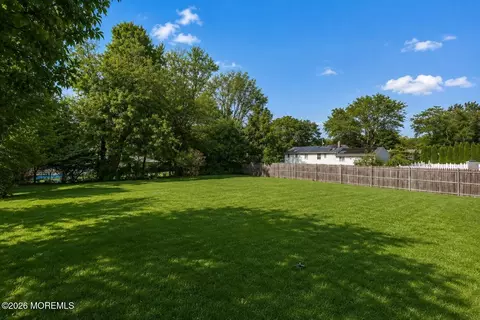 Exterior - 22 Tuxedo Dr, Wayne, NJ 07470 photo 6 of 7
