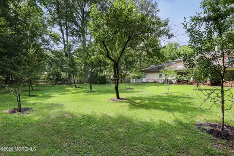 Exterior - 41 Walter Dr, Jackson, NJ 08527 photo 7 of 10