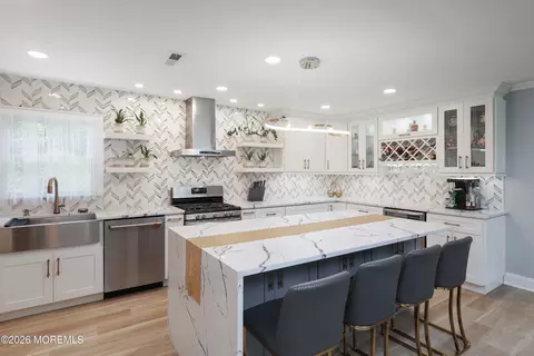 Kitchen - 41 Walter Dr, Jackson, NJ 08527 photo 4 of 7