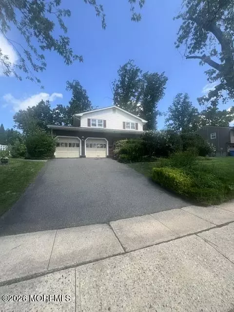 37 Jensen Rd, Sayreville, NJ 08872