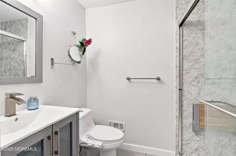 Bath - 159 Pine Needle St, Howell, NJ 07731 photo 3 of 4