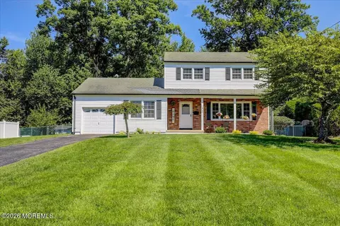 47 Tarrytown Rd, Manalapan, NJ 07726