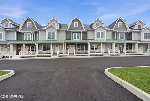 801 Main St #B4, Avon By The Sea, NJ 07717
