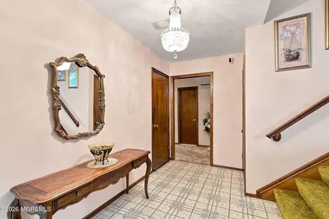 Entry Way - 753 Eagle View Rdg Rd, Brick, NJ 08724 photo 2 of 4