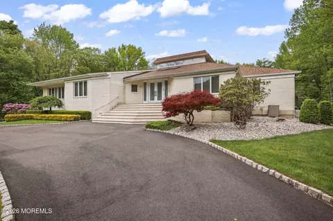 44 Nikki Ct, Morganville, NJ 07751