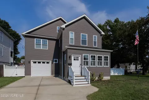 208 Hudson Ave, North Middletown, NJ 07748
