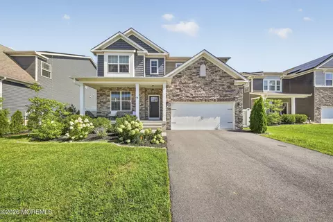 30 Holloway Ave, Manahawkin, NJ 08050